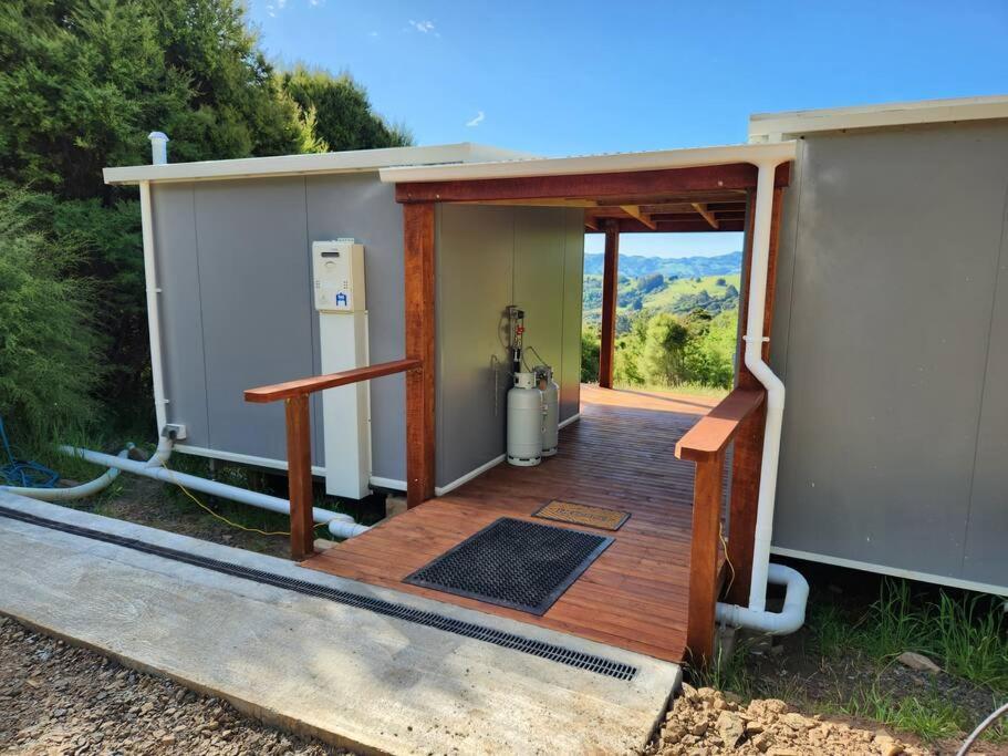 Glenwood Akaroa Bush Retreat - Kanuka Hut Eksteriør bilde