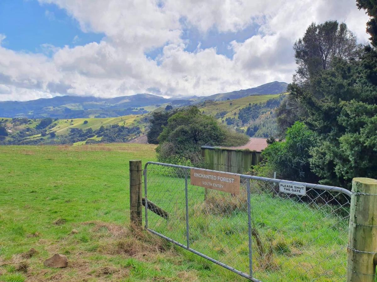 Glenwood Akaroa Bush Retreat - Kanuka Hut Eksteriør bilde